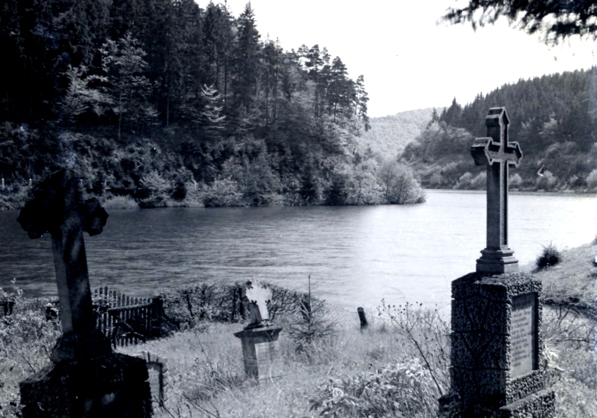 Der alte Friedhof nach Flutung